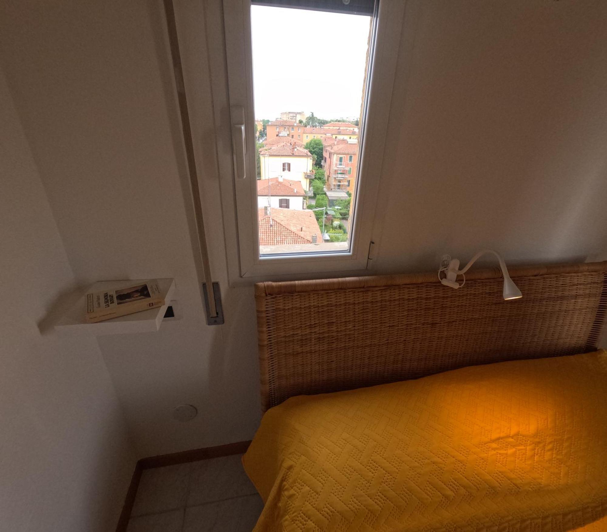 Bellavista Panoramic Terrace Appartamento Con Terrazza Zona Sant Orsola Болоня Екстериор снимка