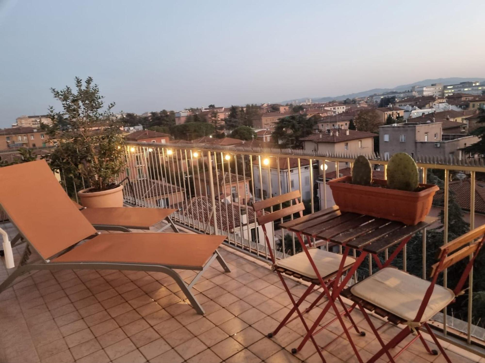 Bellavista Panoramic Terrace Appartamento Con Terrazza Zona Sant Orsola Болоня Екстериор снимка